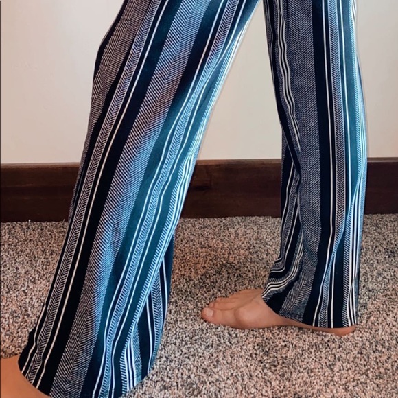 Striped flowy pants - Picture 2 of 2